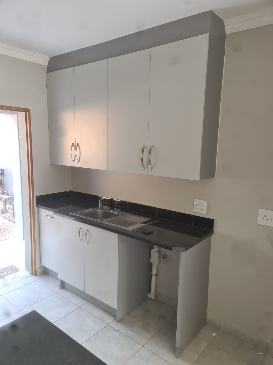 Compact kitchen refurbishment, White River
